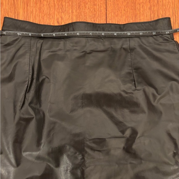Vintage %100 leather skirt - Picture 5 of 5